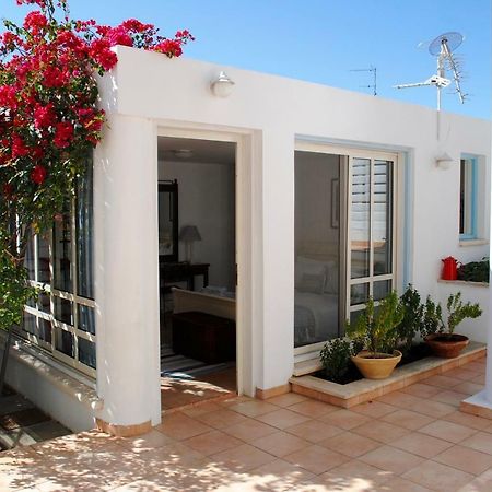 Sunny Garden Studio Hotel Nicosia Exterior photo