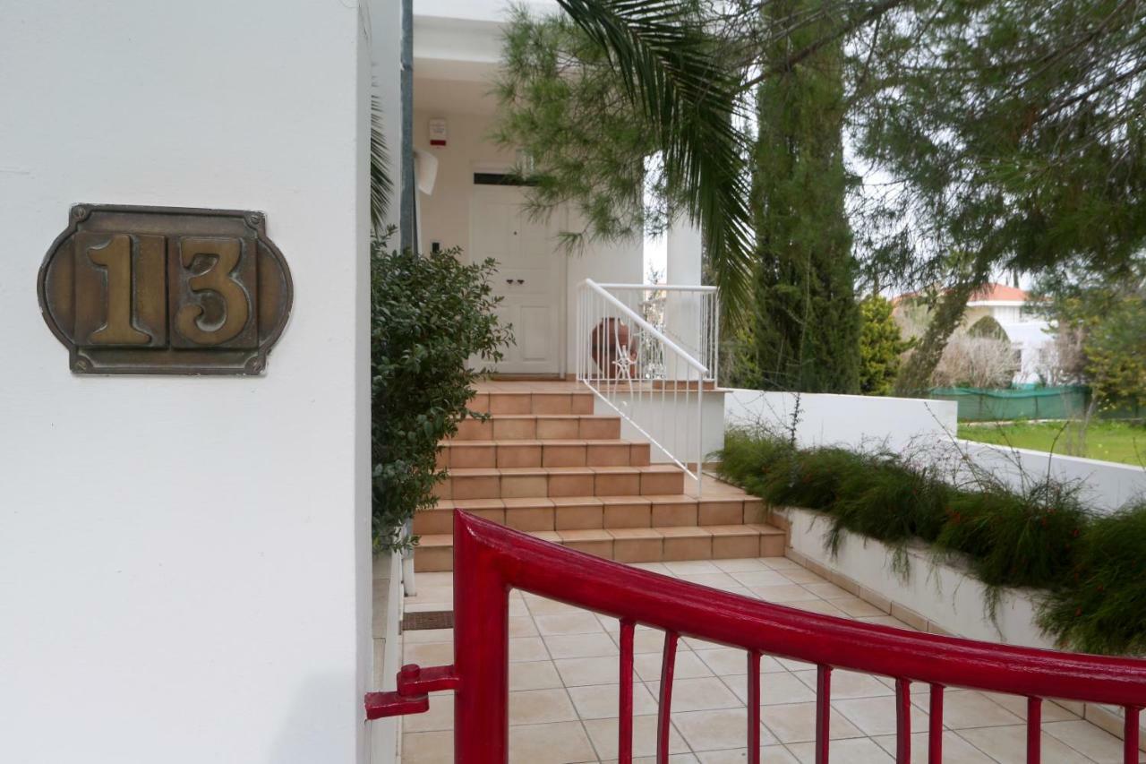 Sunny Garden Studio Hotel Nicosia Exterior photo